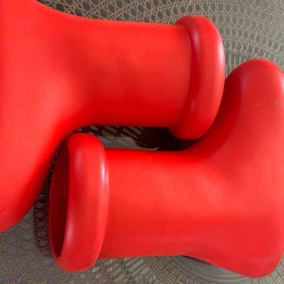 Brand new MSCHF BRB Big Red Boot - Picture 3 of 6